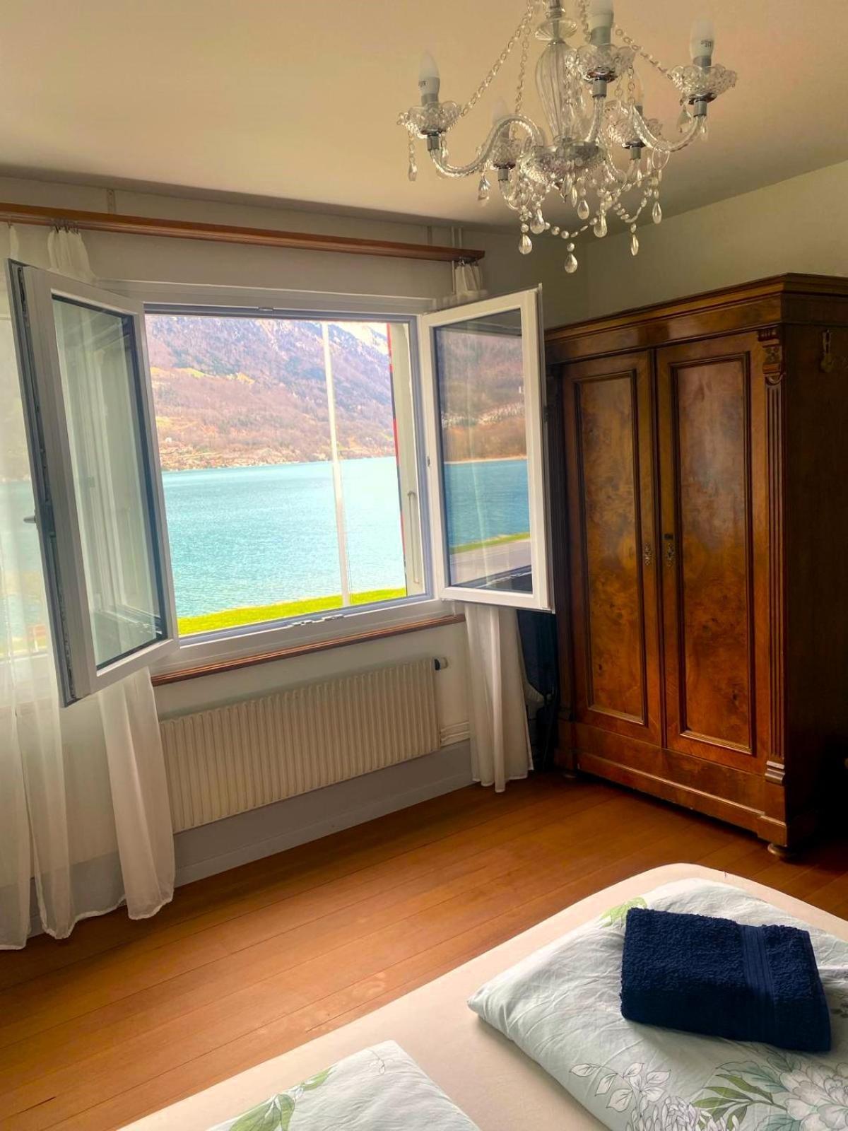 Lake House Bönigen 外观 照片