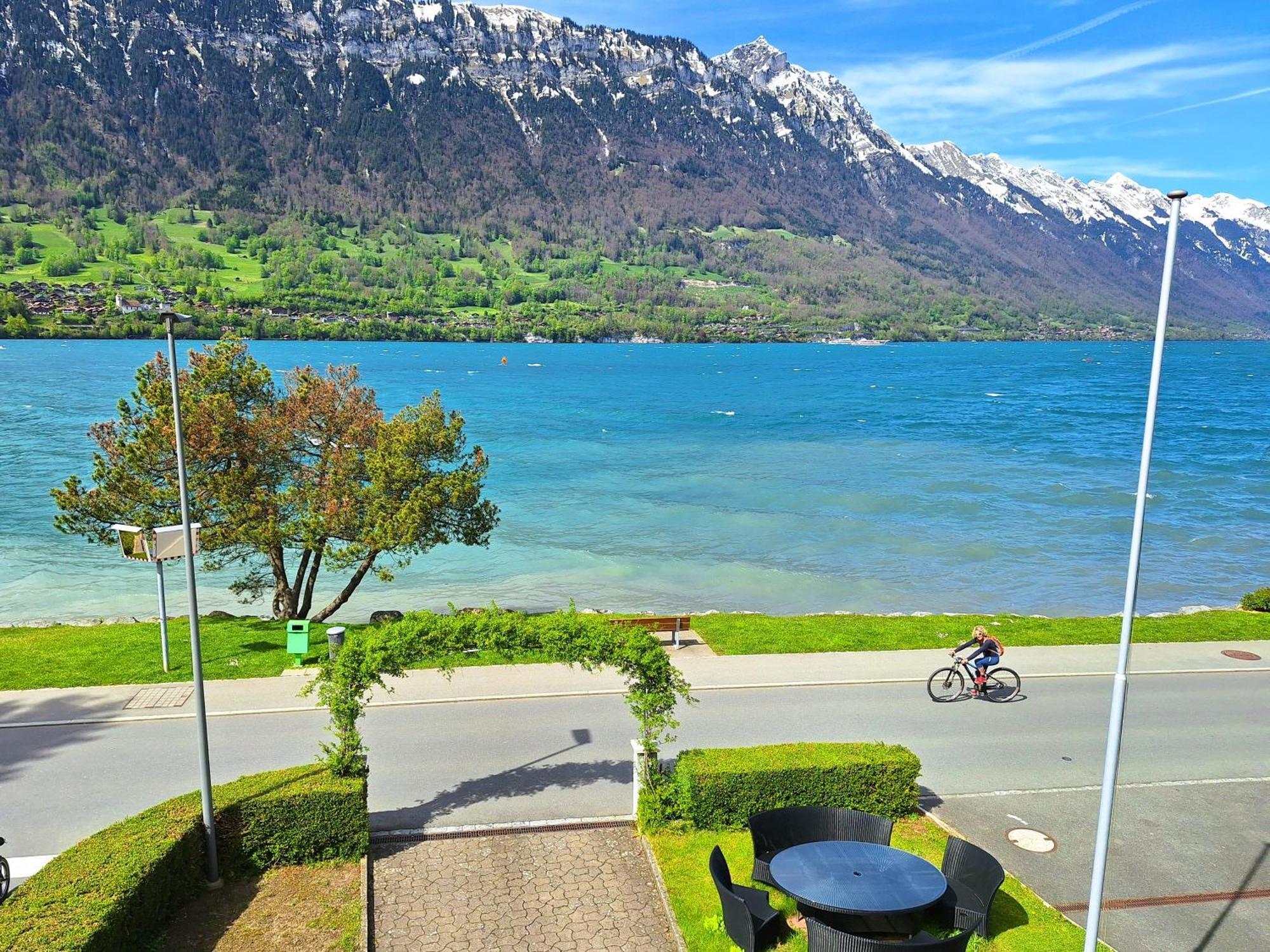 Lake House Bönigen 外观 照片