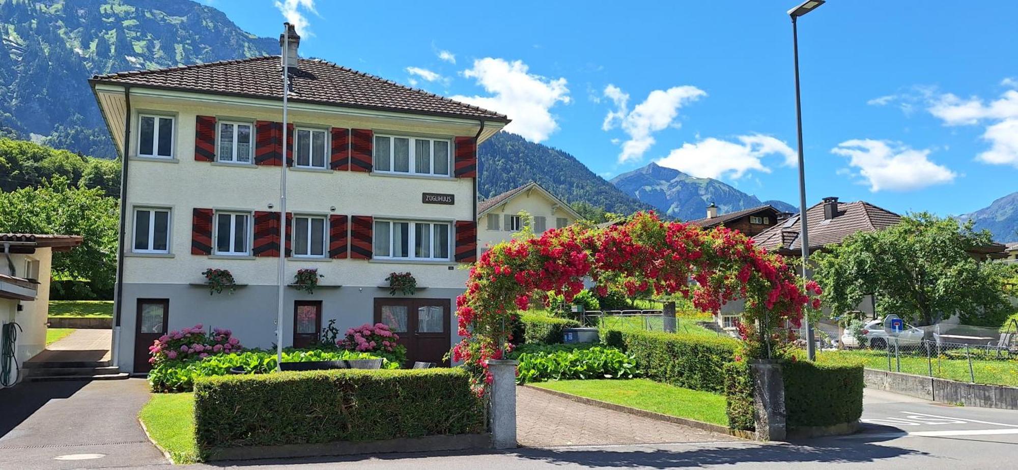 Lake House Bönigen 外观 照片