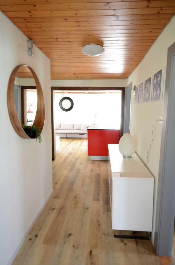 Lake House Bönigen 外观 照片